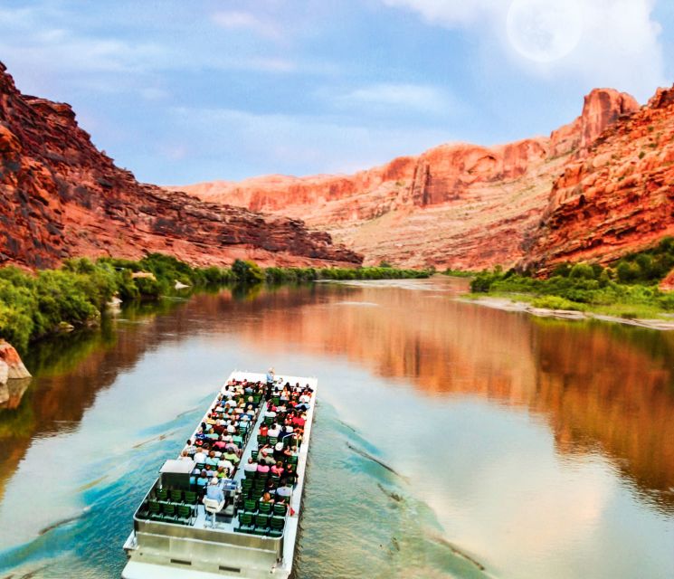 Moab: Colorado River Dinner Cruise With Music and Light Show - Meeting Point Directions