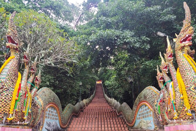 Monks Trails (1 Hour)-Wat Umong- Wat Phalat & Doi Suthep Temple - Significance of Doi Suthep Temple