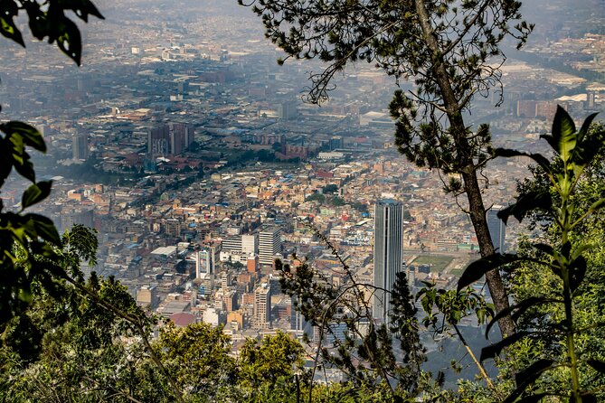 Monserrate Private Tour Lunch (6Hrs.)