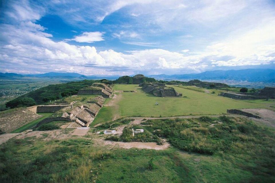 Monte Alban - UNESCO World Heritage Experience