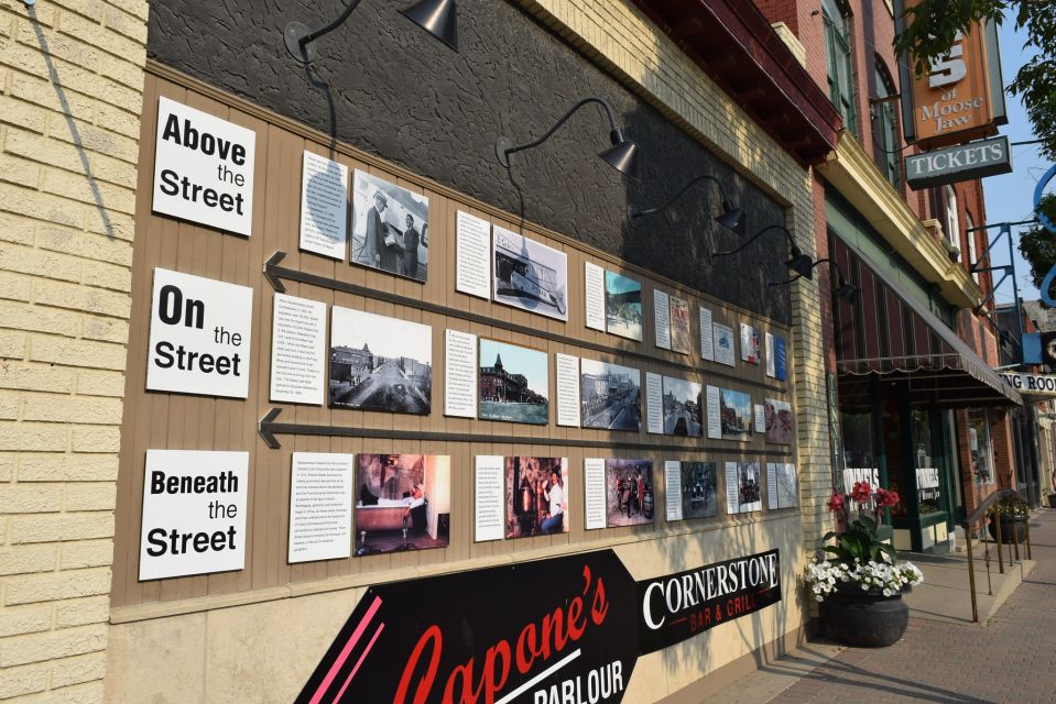 Moose Jaw: City Highlights Smartphone Walking Tour - Navigate With the Tour App