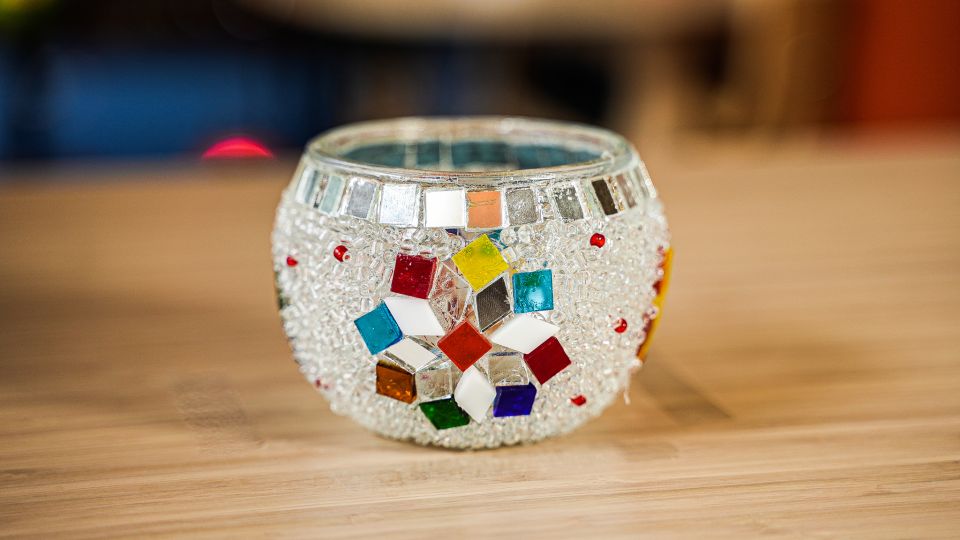 Mosaic Lamp Making Workshop in Vaughan - Artisan Craft Fusion