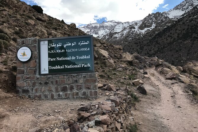 Mt Toubkal Ascent 2 Days Trek From Marrakesh - Summit Experience