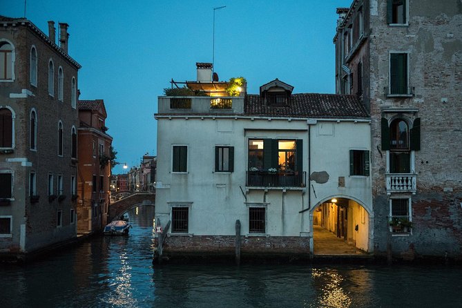 Mystery in Venice: Legends and Ghosts of the Cannaregio District - Supernatural Events in Cannaregio