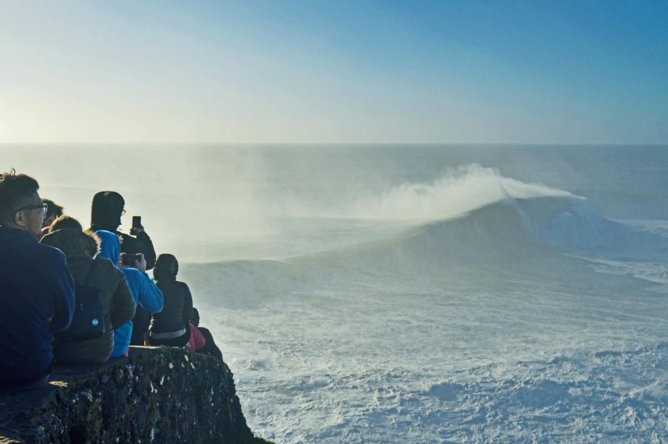 Nazaré Tour: Traditions, Legends and Big Waves - Surfing at Praia Do Norte