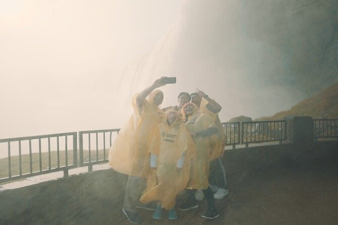 Niagara Falls Small Group Walking W/Boat & Behind the Falls Tour - Safety and Guidelines