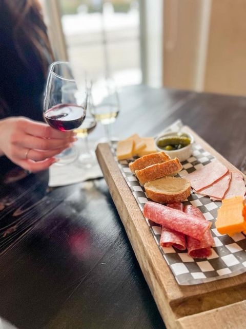 Niagara-on-the-Lake: Wine, Charcuterie Tour & Lunch Break - Charcuterie Sampling