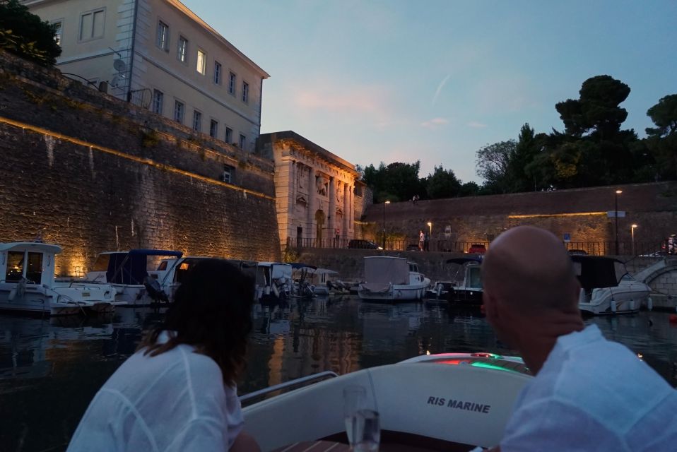 Night Cruise Around City With Unlimited Sparkling Wine - Important Information