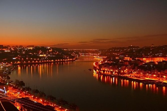 Night Tour in Porto With Dinner & Fado Show - Culinary and Cultural Insights