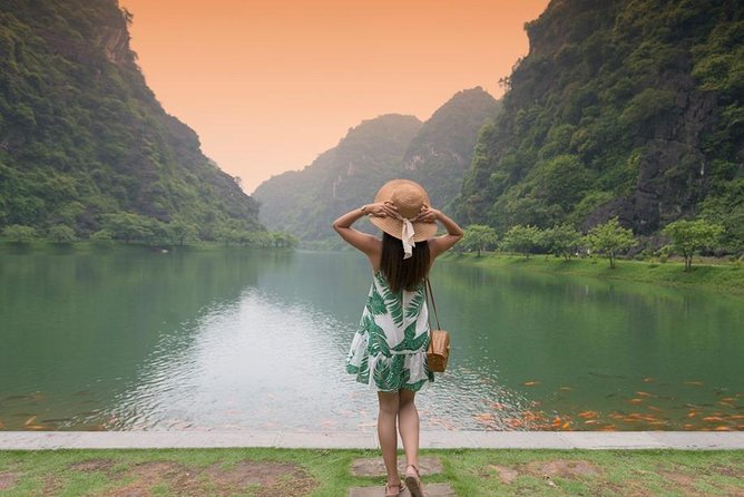 Ninh Binh Daily Tour: Hoa Lu- Am Tien Cave - Tam Coc- Bike - Bich Dong Pagoda - Pricing and Booking Details