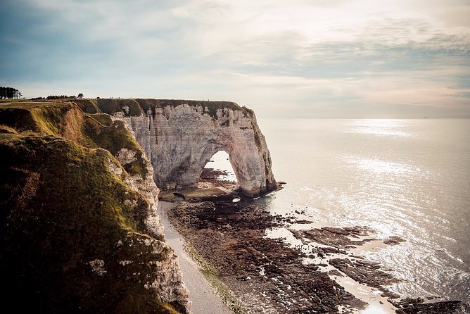 Normandy Beaches Private Tour From Paris With Hotel Pick up - Customer Reviews and Ratings