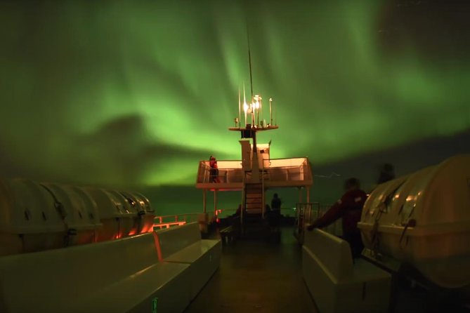 Northern Lights Cruise From Downtown Reykjavik - Booking Process and Amenities