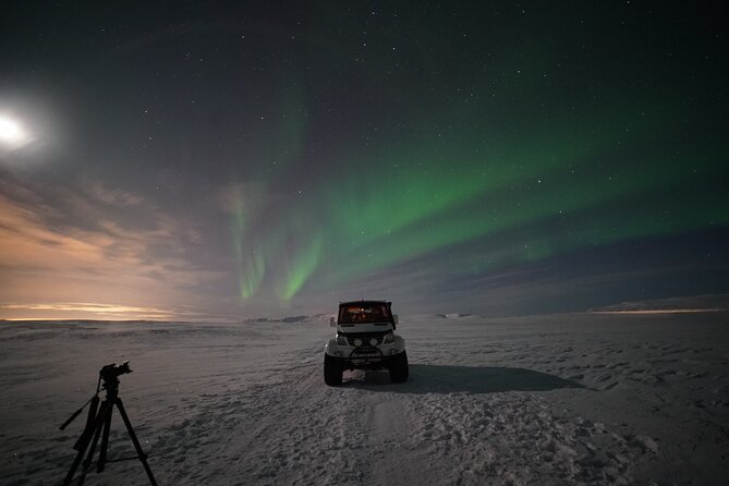 Northern Lights Tour - Free Pro Photos - Unlimited Retries - Memorable Experiences and Tour Highlights