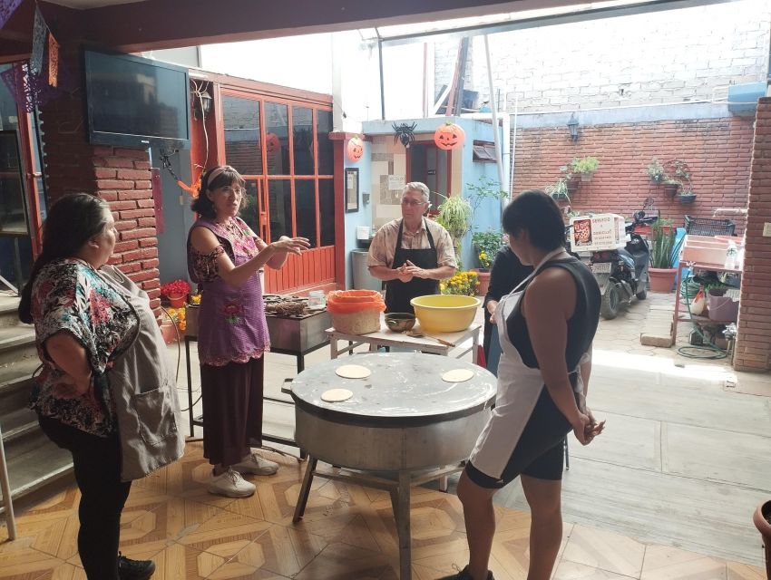 Oaxaca: Traditional Oaxacan Food Cooking Class - Stories and Legends of Oaxaca