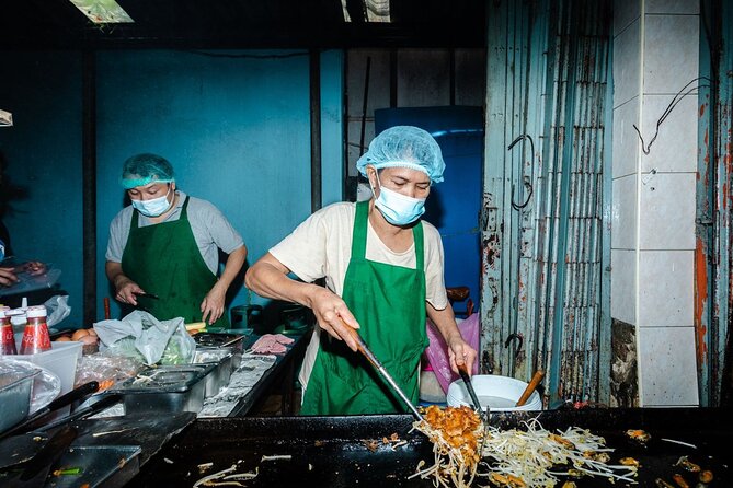 Old Siam Bangkok Food Tour: 15 Tastings Included - Unique Experiences