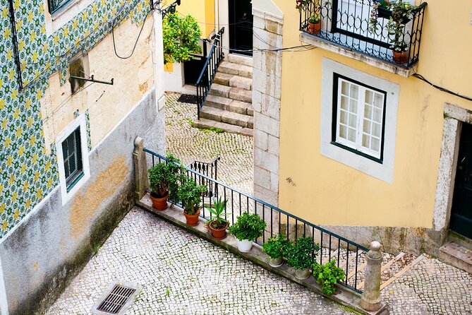 Old Town Lisbon Photography Tour - Itinerary Highlights