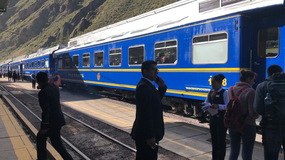 Ollantayambo: Round-trip Expedition Train to Aguas Calientes - Budget Train Tickets