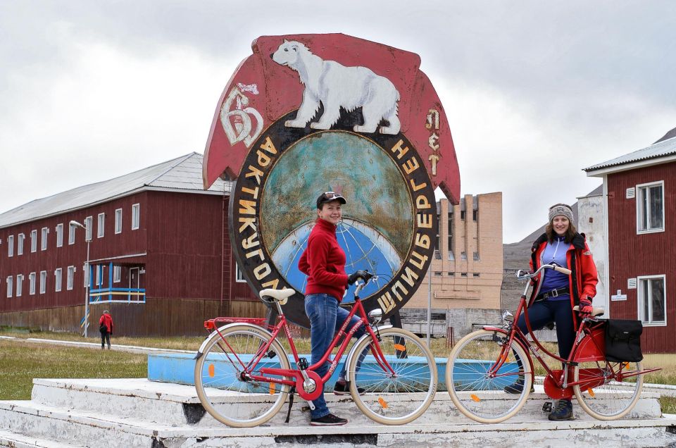 One-Day Trip to the Ghost Town of Pyramiden by Open Boat - Tour Highlights