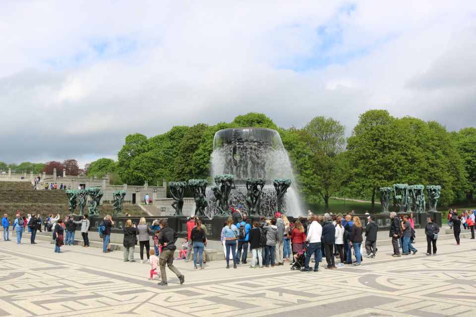 Oslo: Panoramic Sightseeing Tour - Meeting Point