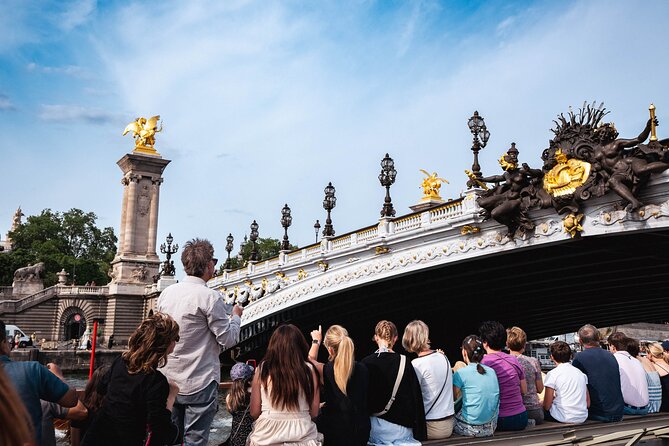 Paris Boat Tour With Audioguide - Tour Duration