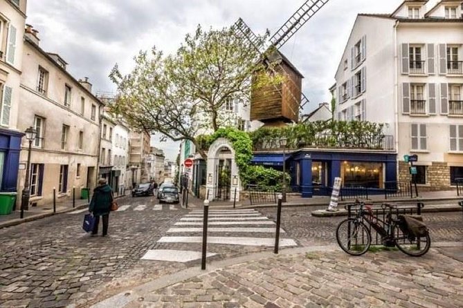 Paris Montmartre Private Walking Tour With Sacre Coeur - Pricing Information