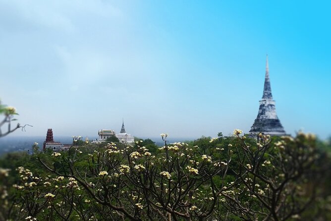 Petchaburi Highlights Khao Luang Cave, Palaces & Temples Group Tour From Hua Hin - Reviews and Ratings