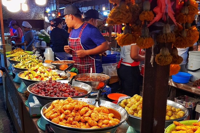 Phuket Weekend Market - Bargaining Tips