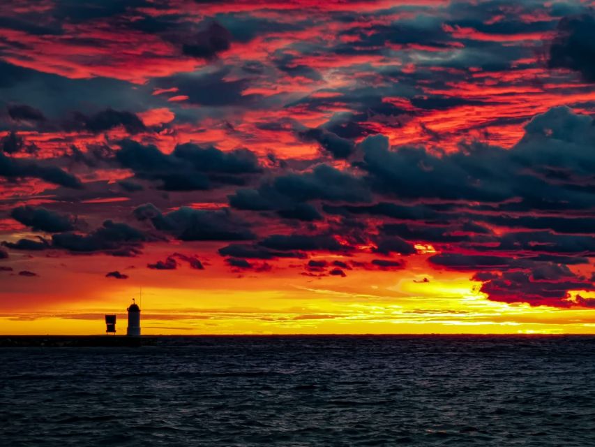 Poreč: Romantic Sunset Boat Ride With Included Drinks - Meeting Point Information