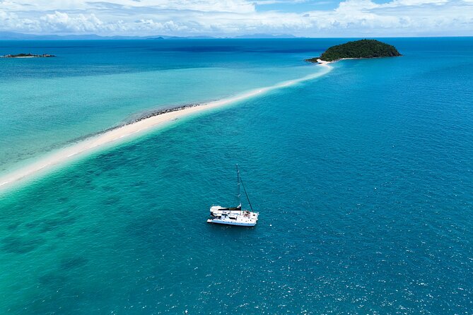 Premium Whitsunday Islands Sail, SUP & Snorkel Day Tour- 5 Guests - Booking Information