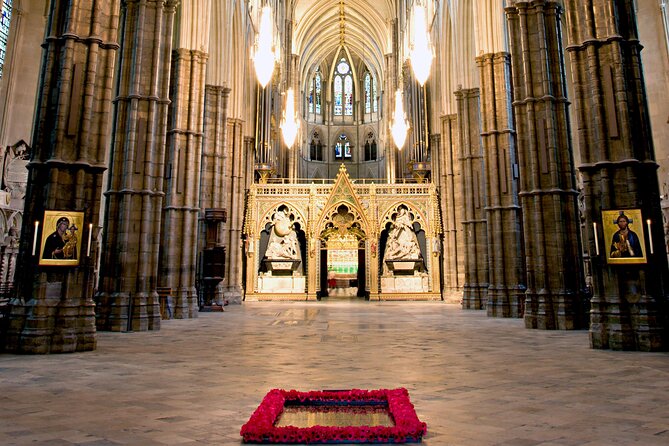 Priority Access Westminster Abbey Tour With a Professional Guide - Minimum Traveler Requirement Information
