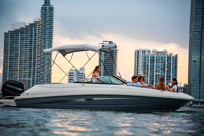 Private 4 Hour Boat Rental With Captain in Fort Lauderdale! - Common questions