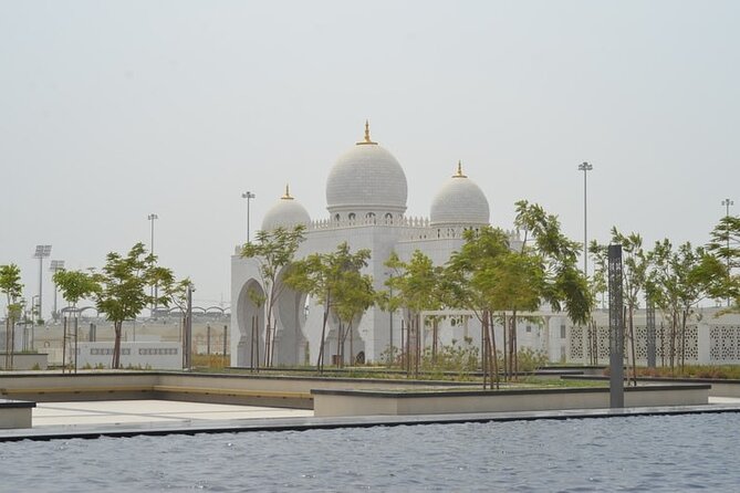 Private Abu Dhabi 5 Wonders Tour With Emirates Palace Lunch - Booking Details