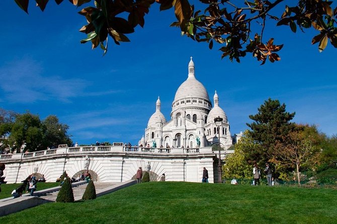 Private Auto Paris City Tour With Audio Guide - Additional Information