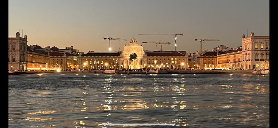 Private Boat Night Tour - Lisbon - Not Suitable For