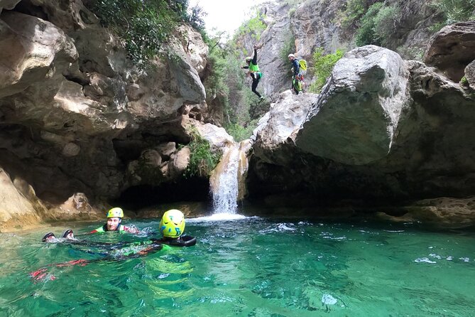 Private Canyoning in the Rio Verde Canyon in Andalusia - Transportation Details