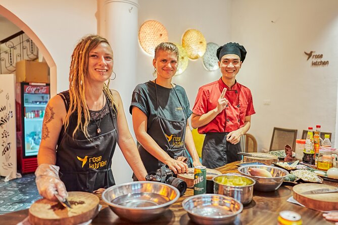 Private Cooking Class in Local Villa With Market Tour (Unlimited Drinks) - Reviews and Testimonials