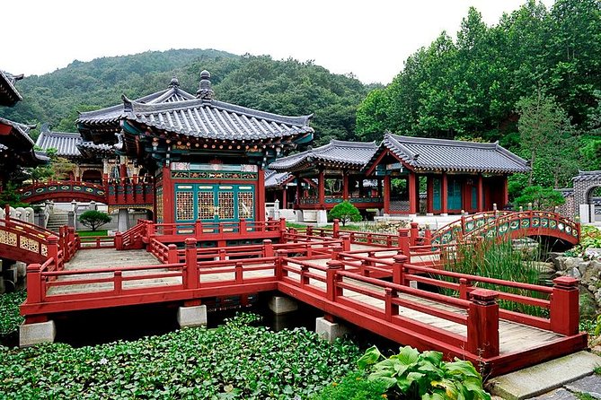 Private Day Trip to Korean Folk Village & Dae Jang Geum Park - Product Details