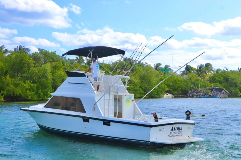 Private Fishing Charter 31 Feet for Maximun 6 People - Maximum Capacity and Boat Specifications