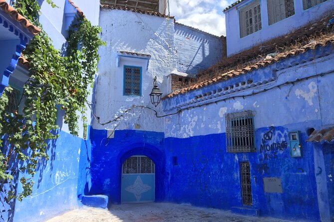 Private Full Day Trip to Chefchaouen From Casablanca With Lunch - Booking and Cancellation Policy