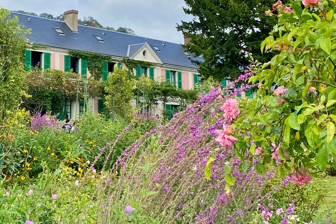 Private Giverny, Versailles, Trianon Trip From Paris by Mercedes - Cancellation Policy and Reviews Summary