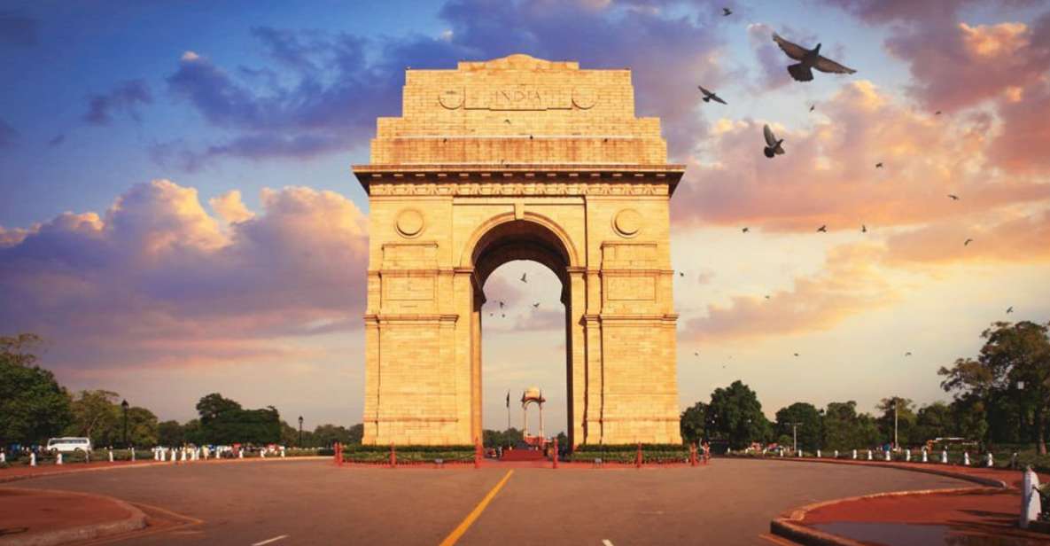 Private Guided Day Trip: Explore the Old and New Delhi Tour - Key Points