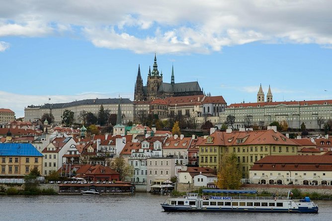 Private Half-Day Sightseeing Tour in Prague - Drivers Insights