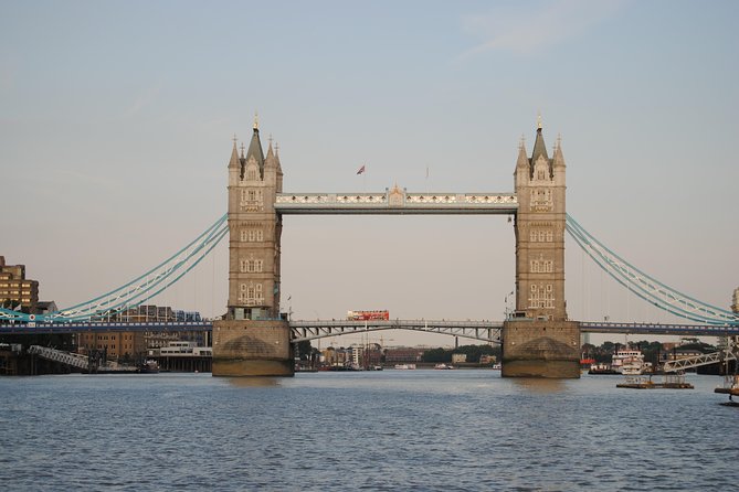 Private London Landmarks and Riverside Gems Custom Tour - Landmark Exploration