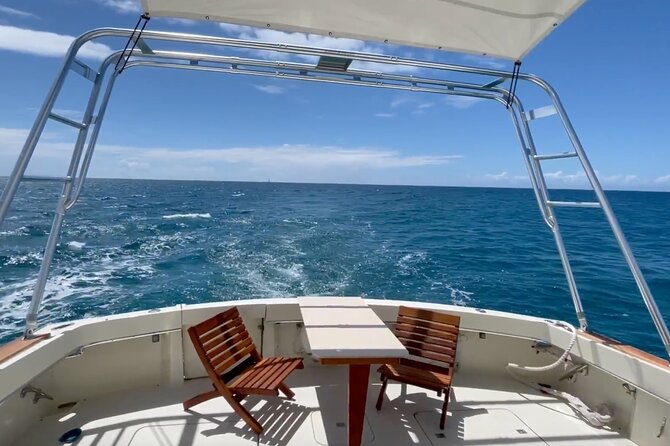 Private Luxury Cruise on a 60 Ft Yacht in Honolulu - Inclusions on the Yacht