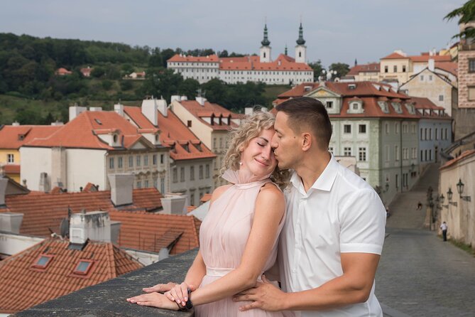 Private Photoshoot With a Professional Photographer in Prague - Refund Guidelines