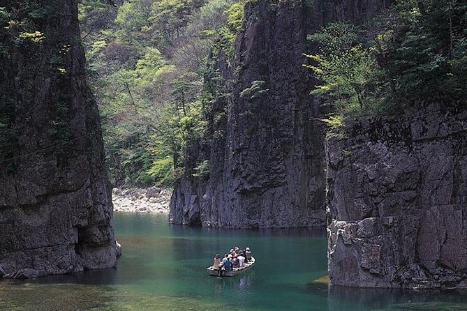 Private Sandankyo Valley Tour From Hiroshima With a Local Guide - Contact, Support, and Pricing
