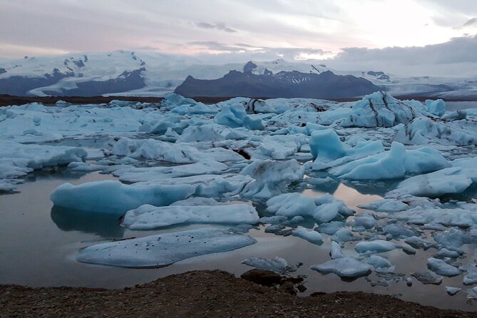 Private South Coast and Glacier Lagoon - Expert Guides