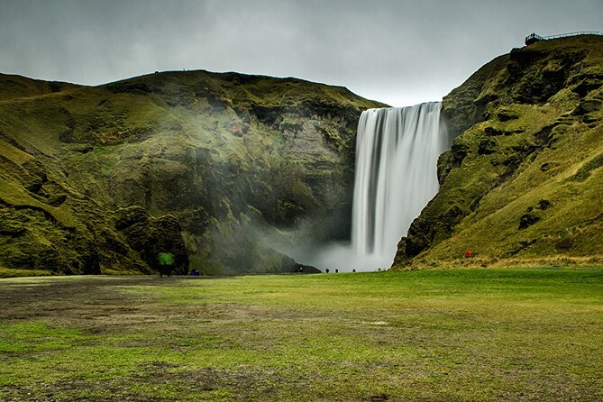 Private South Coast Tour of Iceland Including 6 Main Attractions - Private Driver/Guide Details