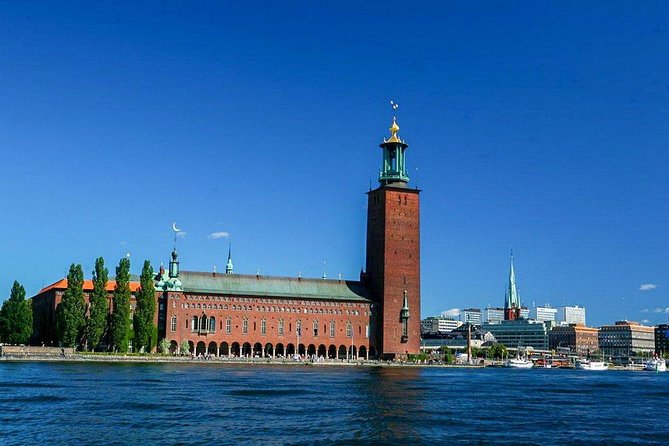 Private Tour: All-Highlights of Stockholm - Scenic Boat Tour