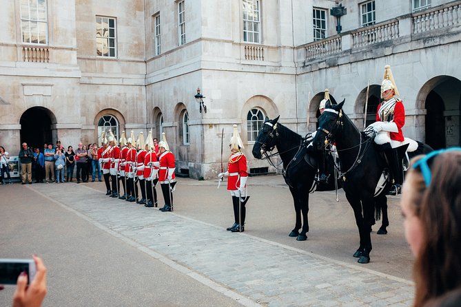 Private Tour, Entry to Westminster Abbey and London Highlights - Guide Information and Meeting Point